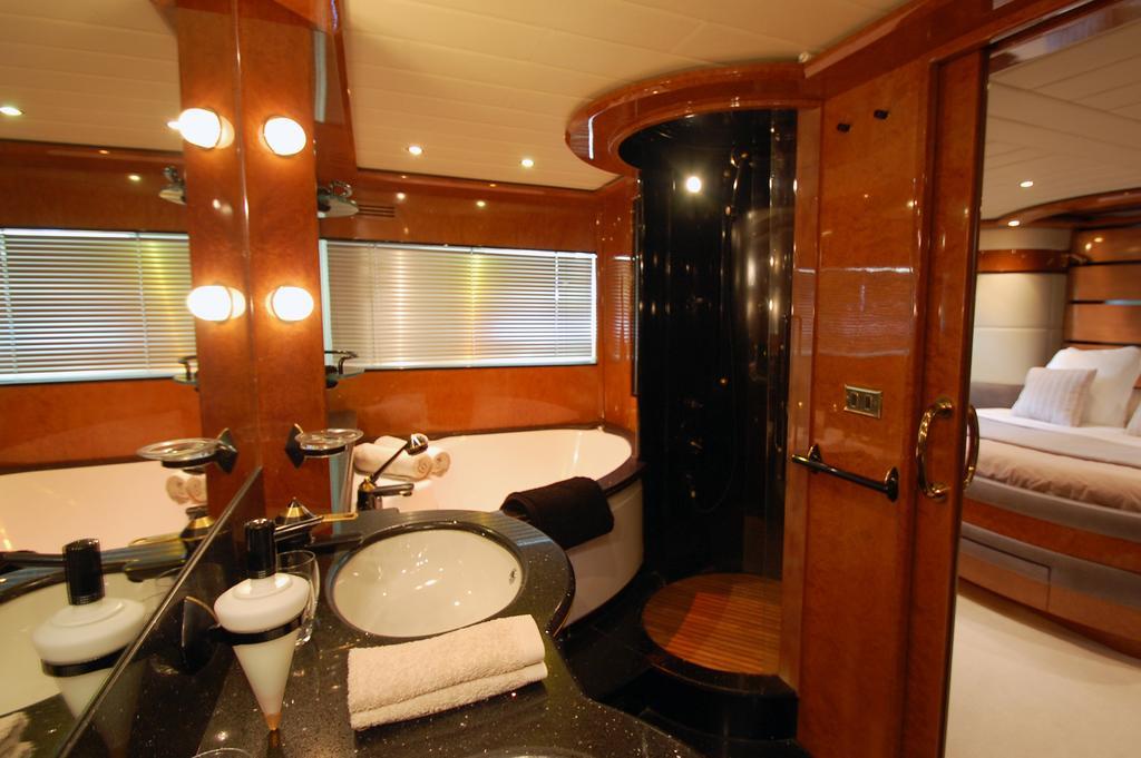 Hotel na wodzie Leigh Yacht